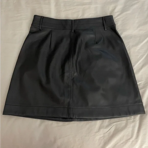 Madewell Vegan Leather A-Line Mini Skirt NWT - Picture 4 of 6